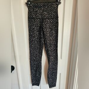 Lululemon Black Patterned Leggings